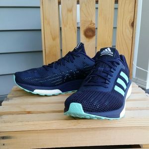 Women's Adidas Vengeful Running Shoes